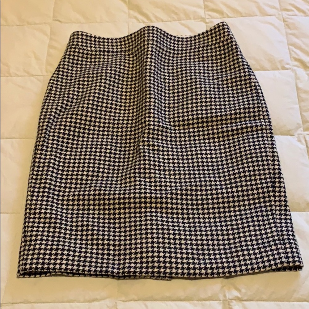 J. Crew Black/White Houndstooth Pencil Skirt